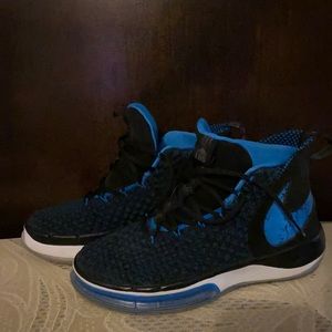 Nike Alphadunk Pure Magic Men’s Shoes Size 8.5